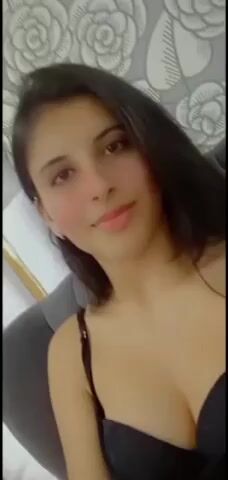 Model - Emily Monserrat joi