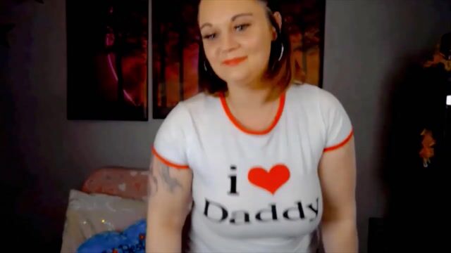 Model - Shannon Smokes milf