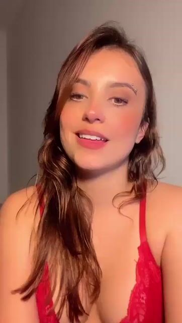 Model - Bella Lee fun