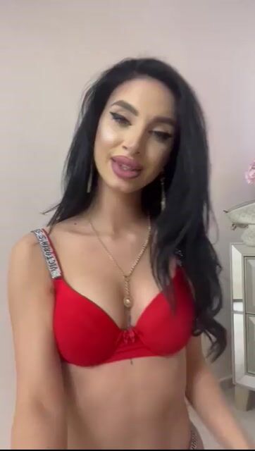 Model - MeganHope cute