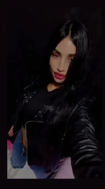 Model - ANDREE_BLOSSOM femdom