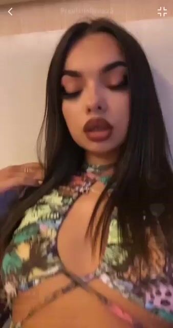 Model - Lucy Rowe dirty