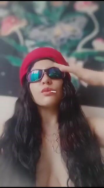 Model - Ratienterciopelo latina