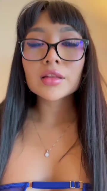 YourPeruvianGirl Findom Model - YourPeruvianGirl Findom
