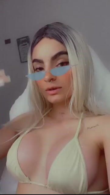 Model - Marcelin_e bigtits