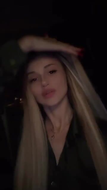 Model - LiliDanger naked