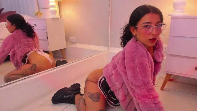 Model - VioletaFosterr feet