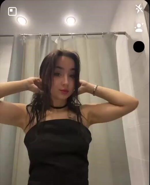 Model - EvaMooncler bigass