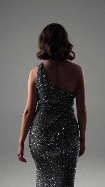 Model - Selena heels