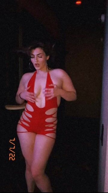 Goddess Lucy fetish Model - Goddess Lucy fetish