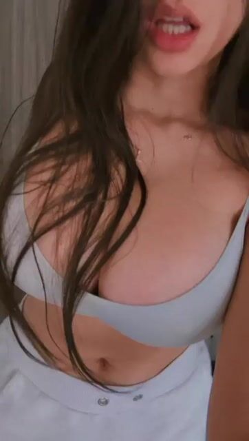 Model - MissNath squirt