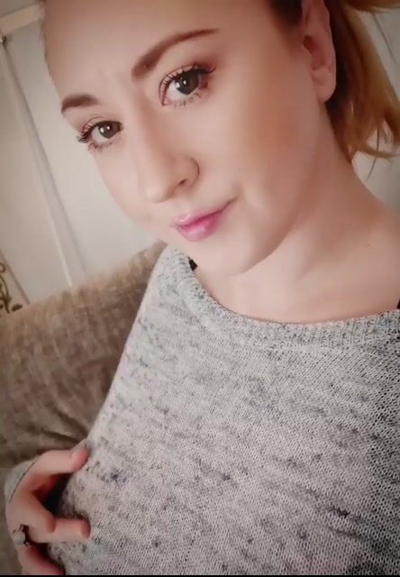 Model - Lux Noir bigboobs