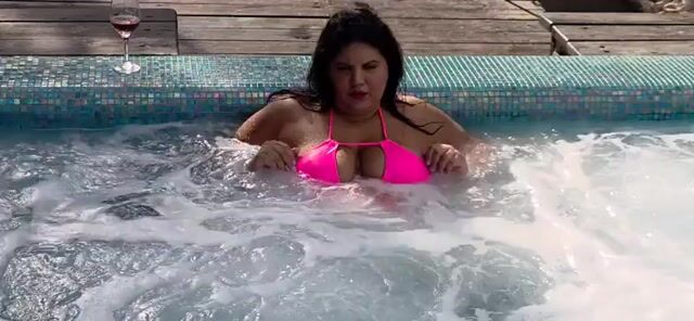 Model - maayanlevi Anal