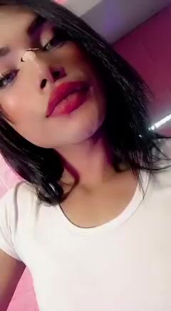 Model - Kitty Queen deepthroat