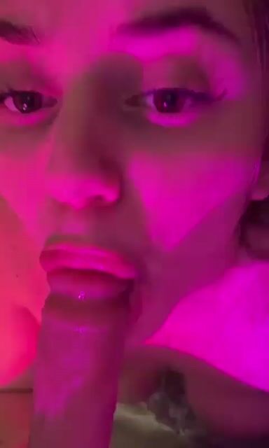 Model - Zara Candy anal