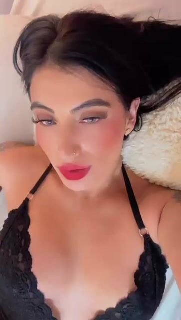 Model - DakotaEvans Dirtytalk