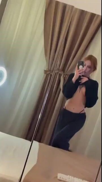 Model - SaraSage redhead