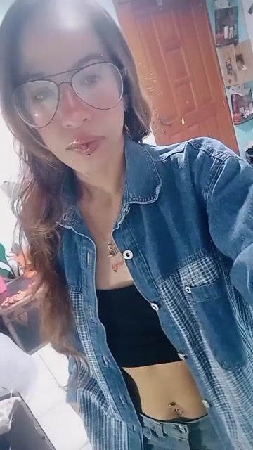 Model - Rous.Wr girlfriend