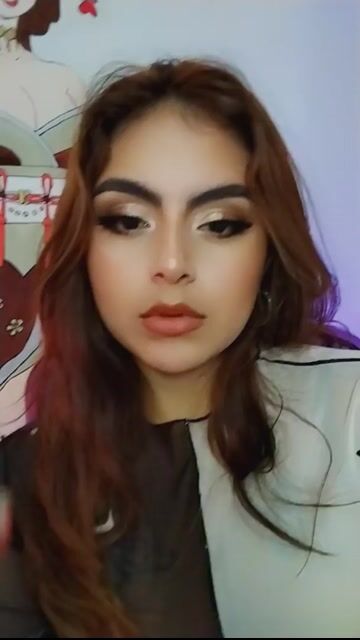 Model - alexa stones hairy