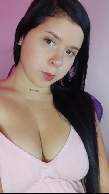 Model - andrea Alvarez milf