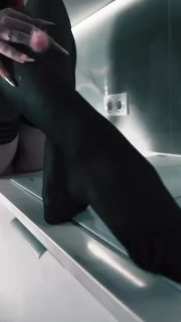 Model - Jane_Hayes feet