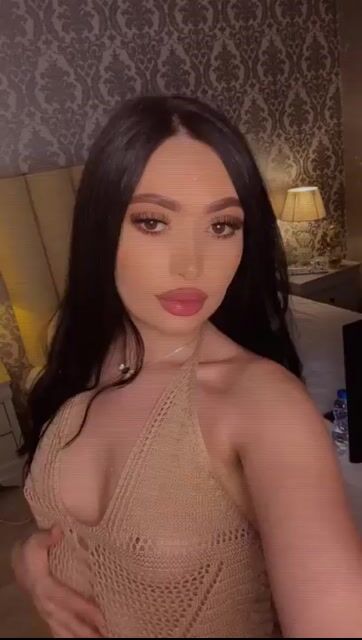 Model - KhloeBanks footjob