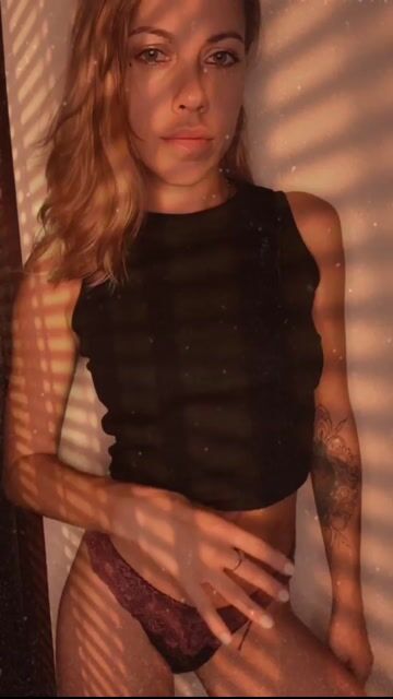 Model - LoliPage fetish