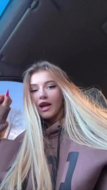 Model - LiliDanger naughty