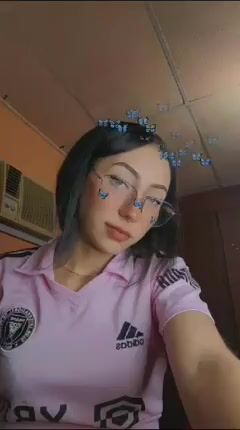 Model - manuela milk