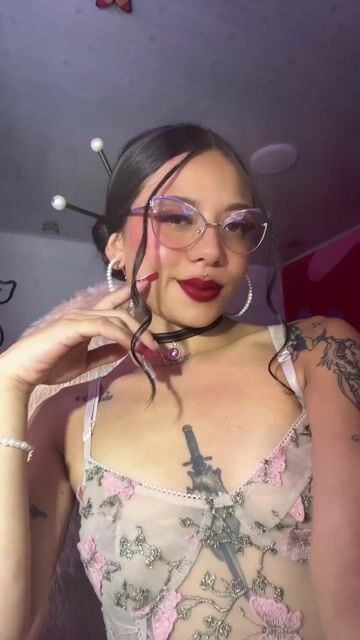 Moonshine cum Model - Moonshine cum