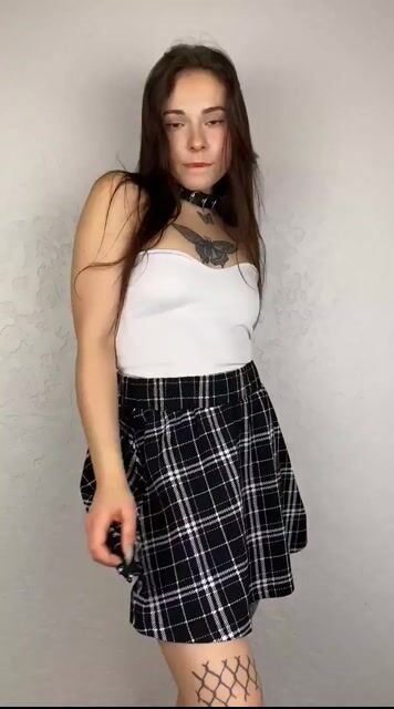 Model - Sirena anal