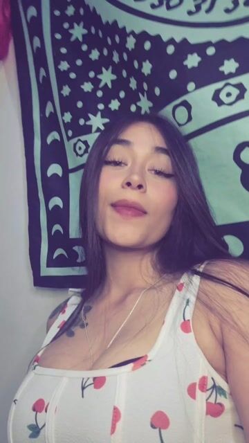 Model - Lexxiee Haze young