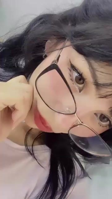 Model - bella star blowjob