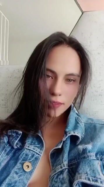 Model - Naomii_BDSM fingering