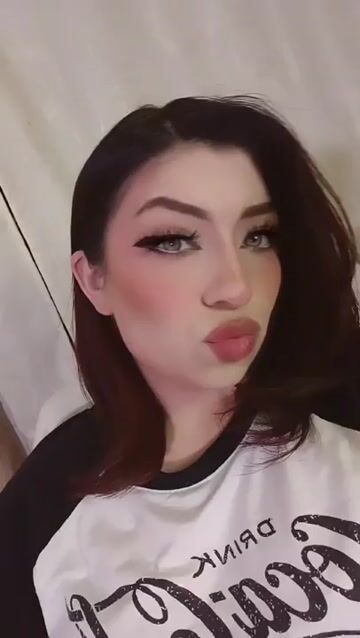 Model - saraa hills dp