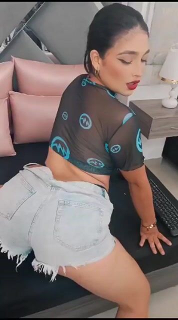 AdeleGrayy bigass Model - AdeleGrayy bigass