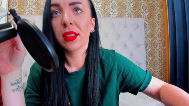 Model - Lisabella shaved