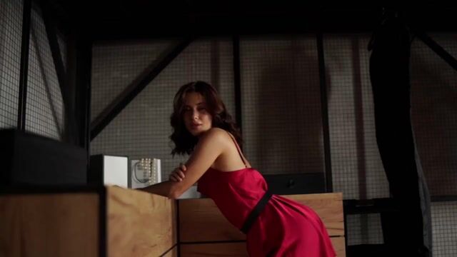 Model - Mia deepthroat