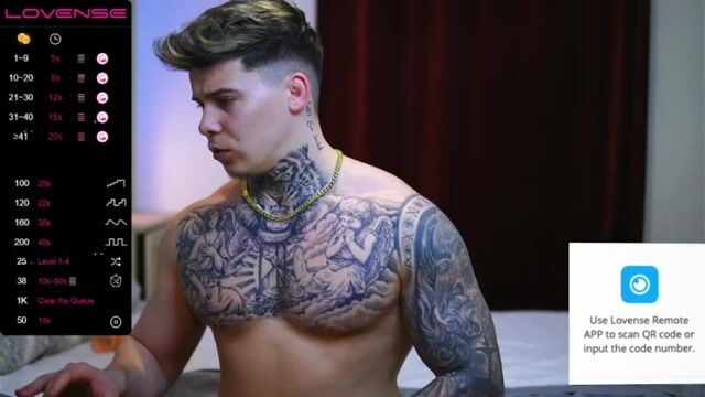 Model - Lewis Muscle dirtytalk