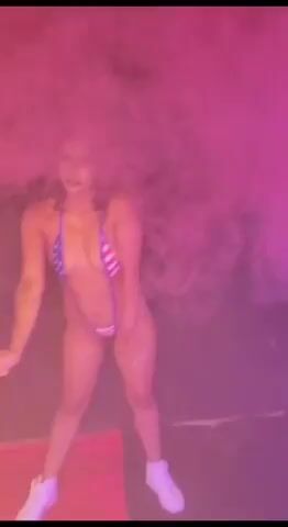 Model - MishaJovovish bdsm