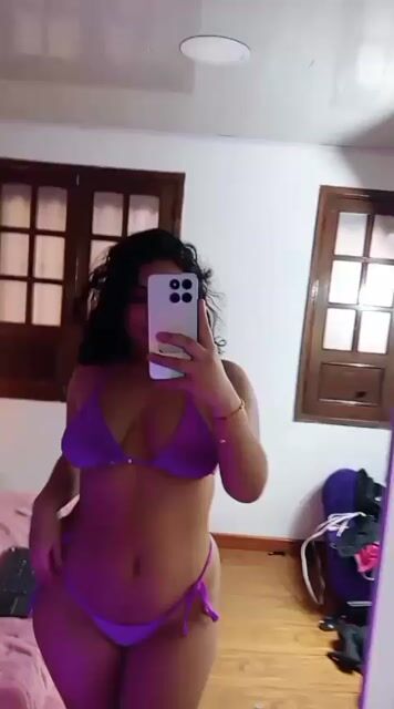 Model - RylieRoss dildo