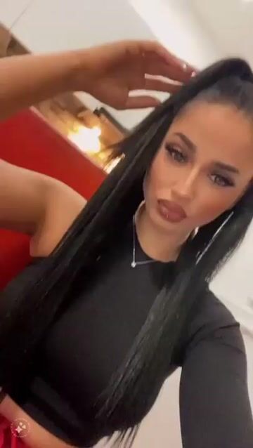 Selena Bee anal Model - Selena Bee anal