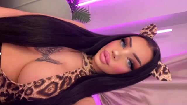 Model - GoddessCrystal dominatrix