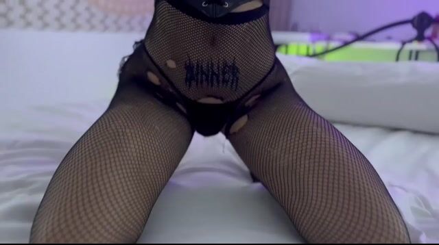 Model - indica pantyhose