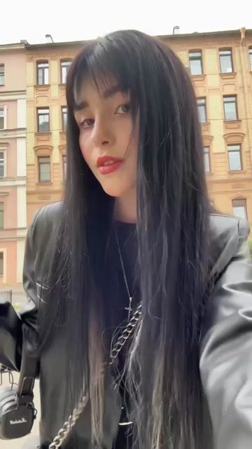 Model - Diana findom