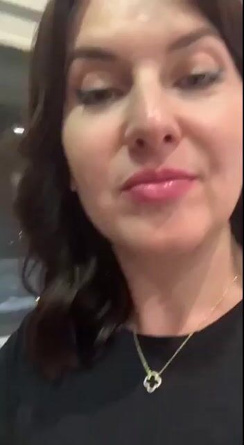 Model - lavender_Victoria fetish