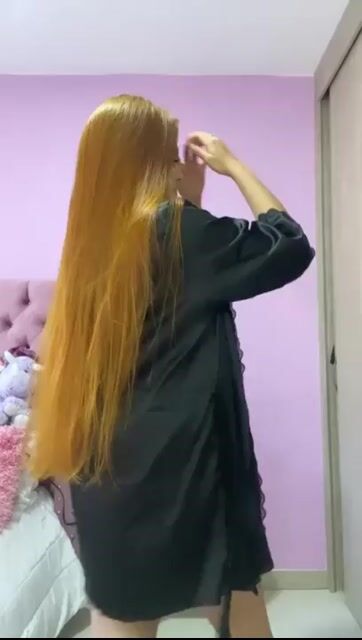 Model - Katy Clever squirt