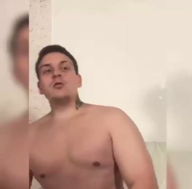 Model - Oliver_Scarface sexy