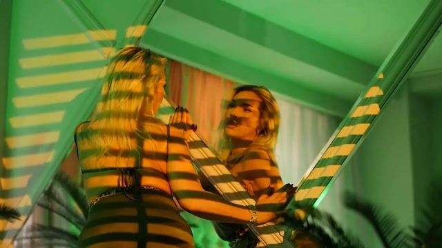 Model - SashaVaughn anal