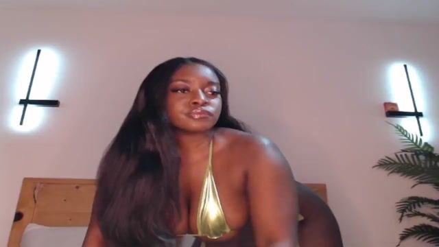 Domme Amara milf Model - Domme Amara milf
